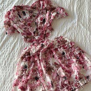 ✨SOLD✨ Floral print lace up backless ruffle dress 🌸